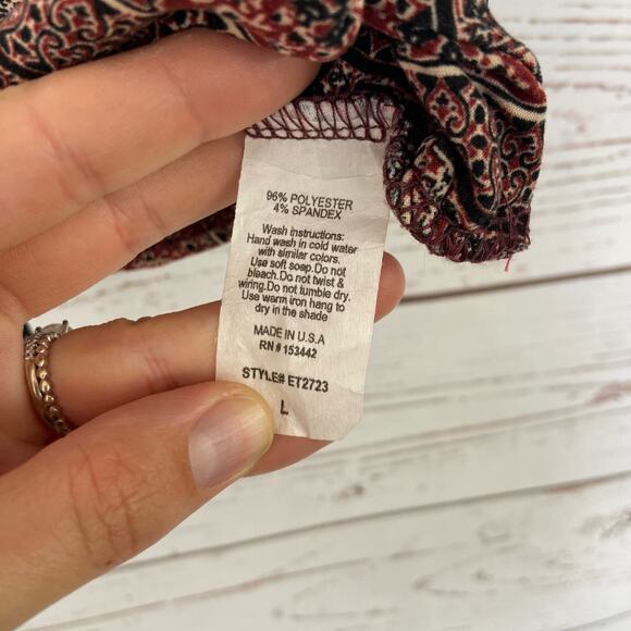 Windsor L Maroon Boho Paisley Floral Tie Knot Front Spaghetti Strap Crop Top - Picture 6 of 6